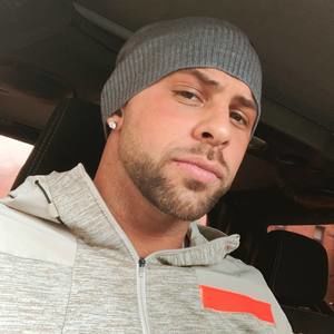 Meet your Posher, Frank